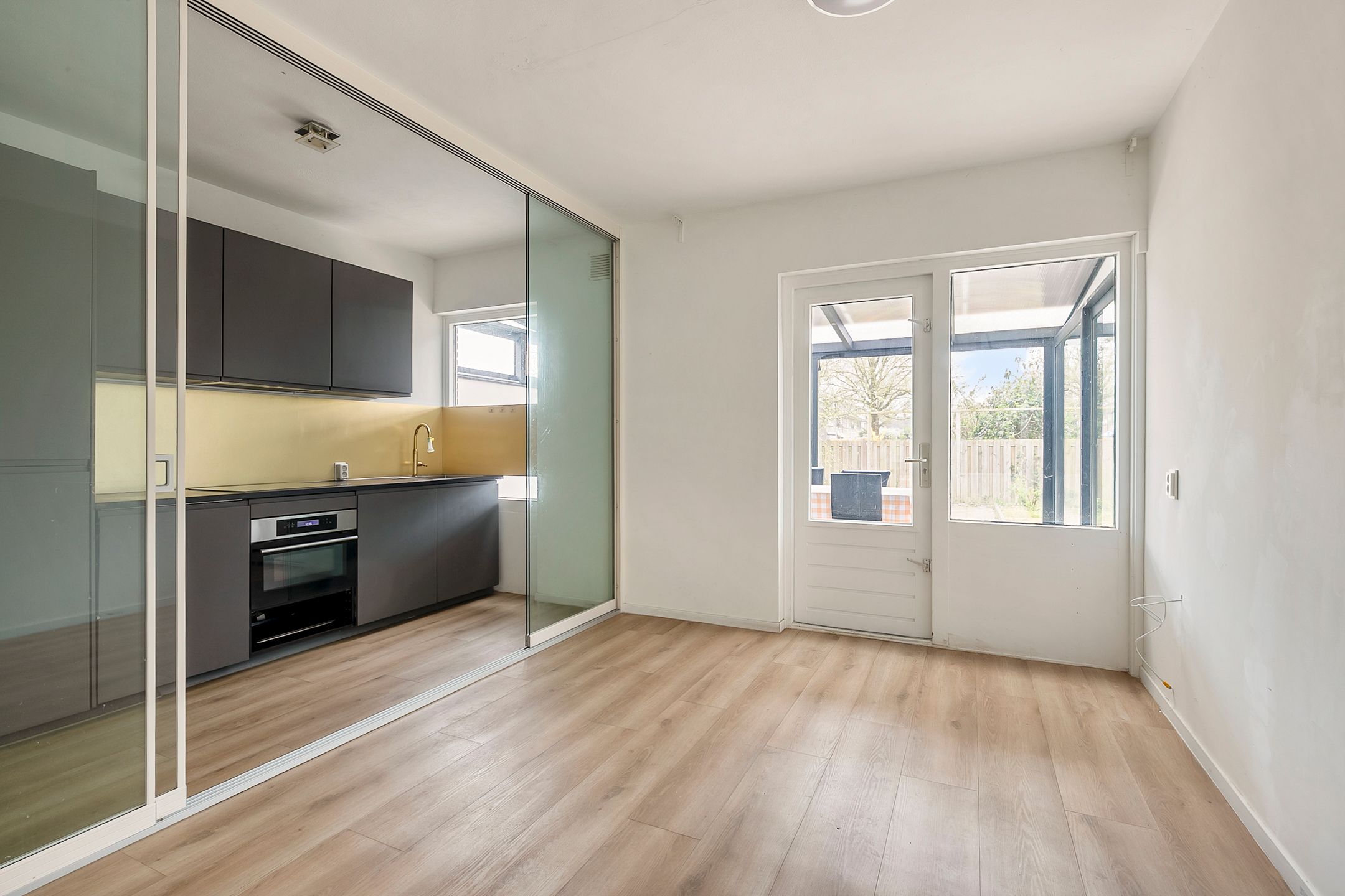 Foto 3 van Delfzijlstraat 125