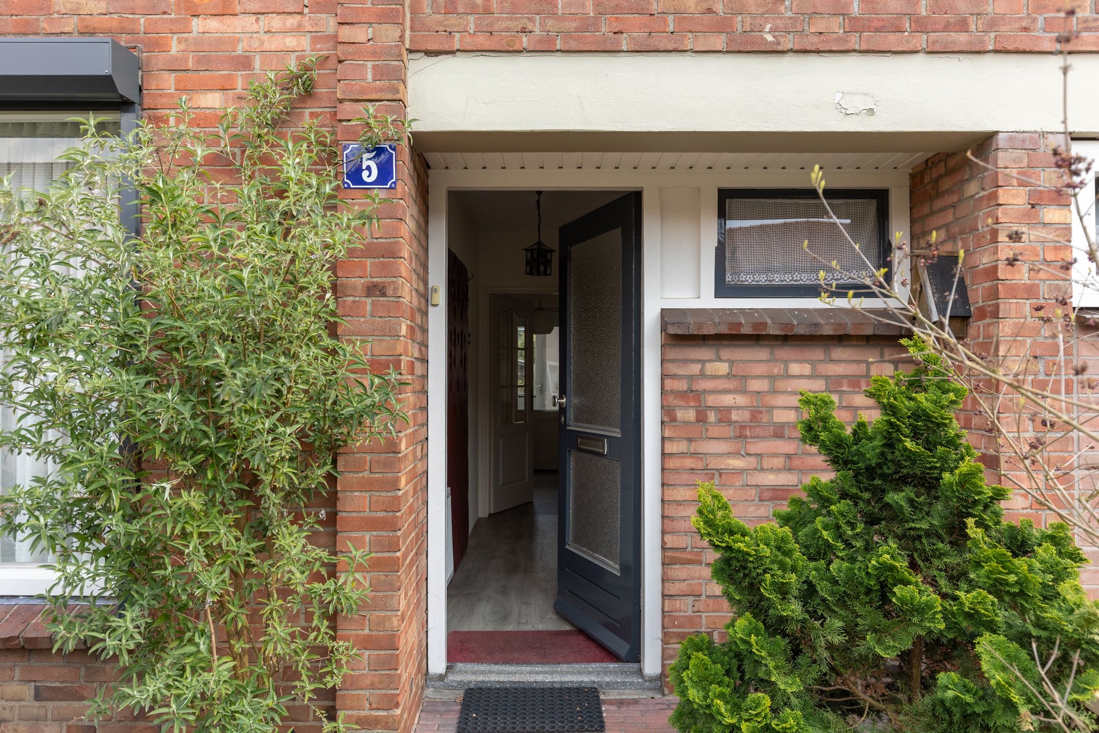 Photo 3 of Hugo de Grootstraat 5