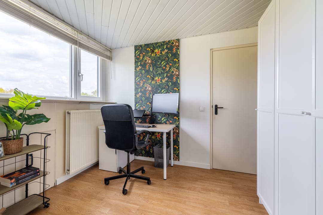 Energy-efficient terraced home with 4 bedrooms and garden in Breda Muizenberg — 32