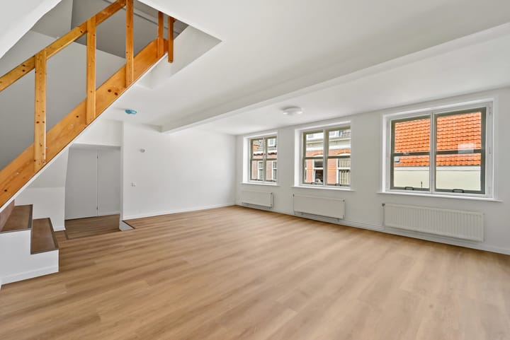 Photo 3 of Herderinnestraat 6