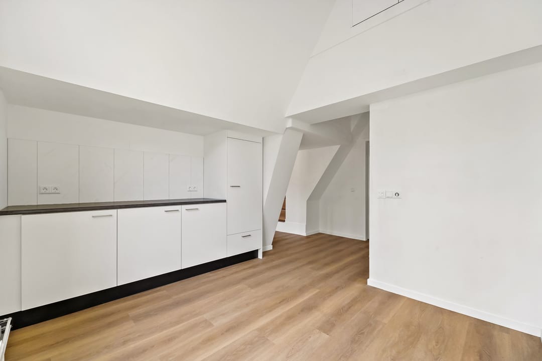 Photo 13 of Herderinnestraat 6