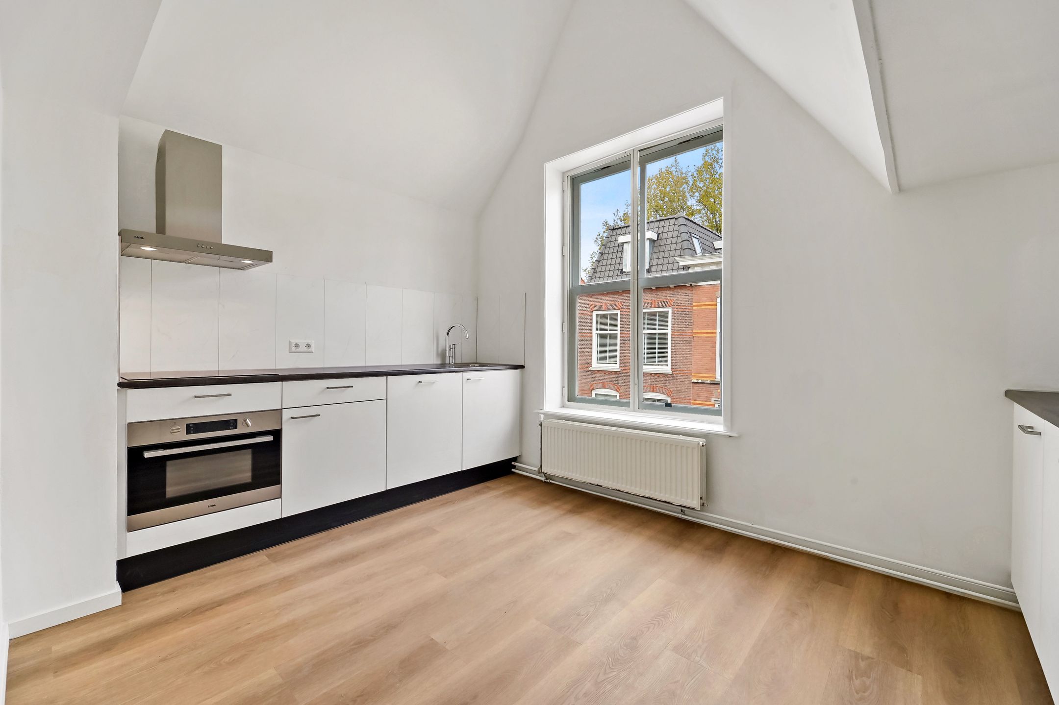Photo 12 of Herderinnestraat 6
