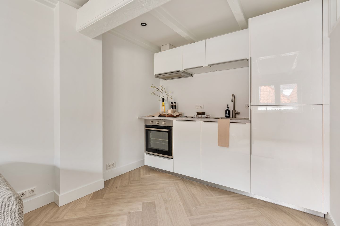 Photo 14 of Bakenesserstraat 27-E