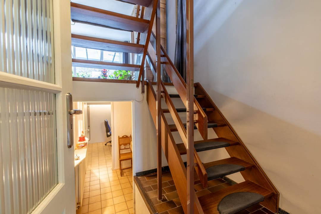 Photo 8 of Parallelweg 35