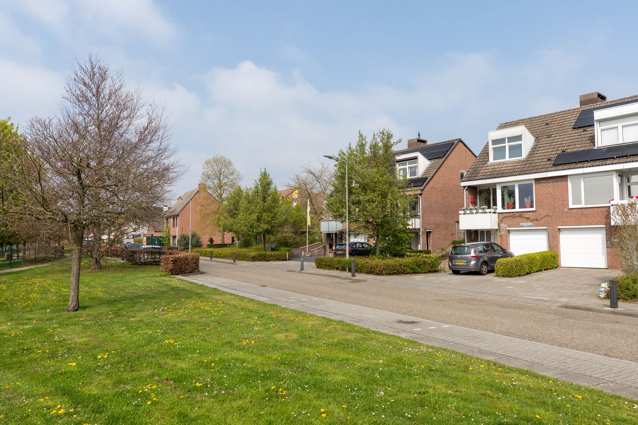 Photo 3 of Parallelweg 35