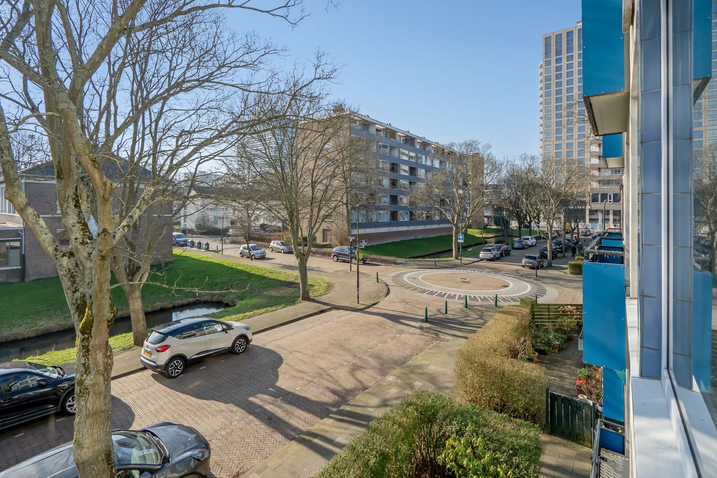 Spacious and Light Apartment with Balcony in Artiestenbuurt — 20