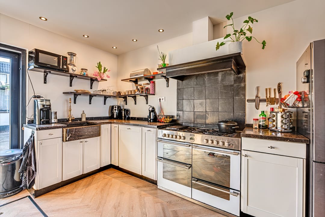 Photo 11 of Hortensiastraat 11