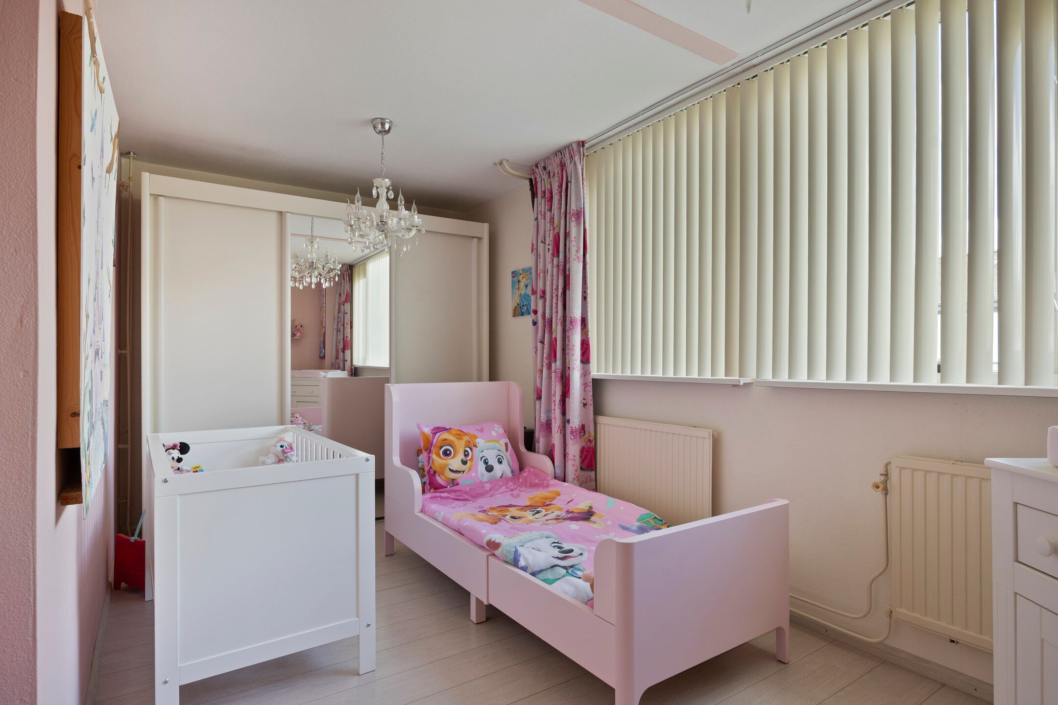 Photo 21 of Rhônestraat 29