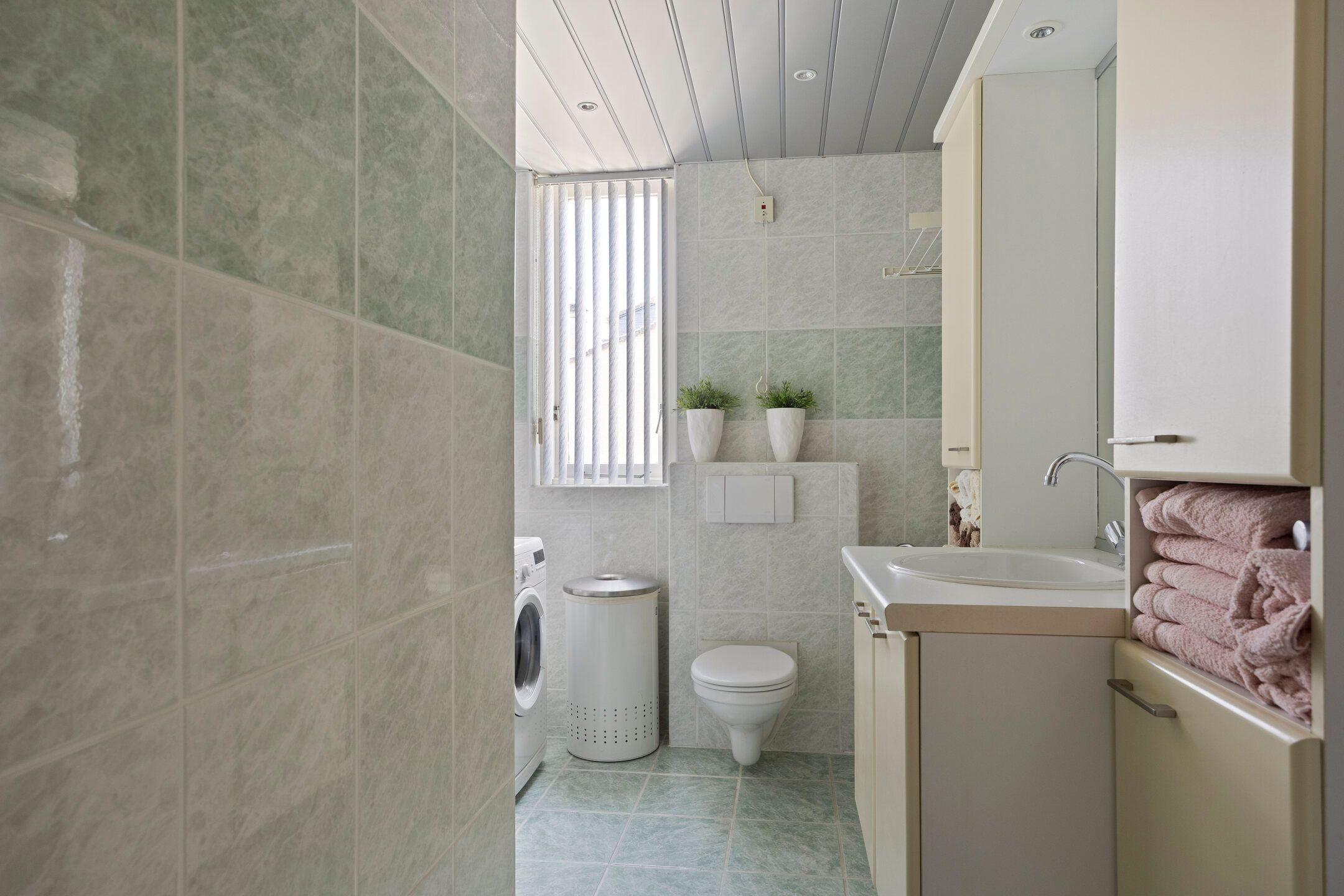 Photo 15 of Rhônestraat 29