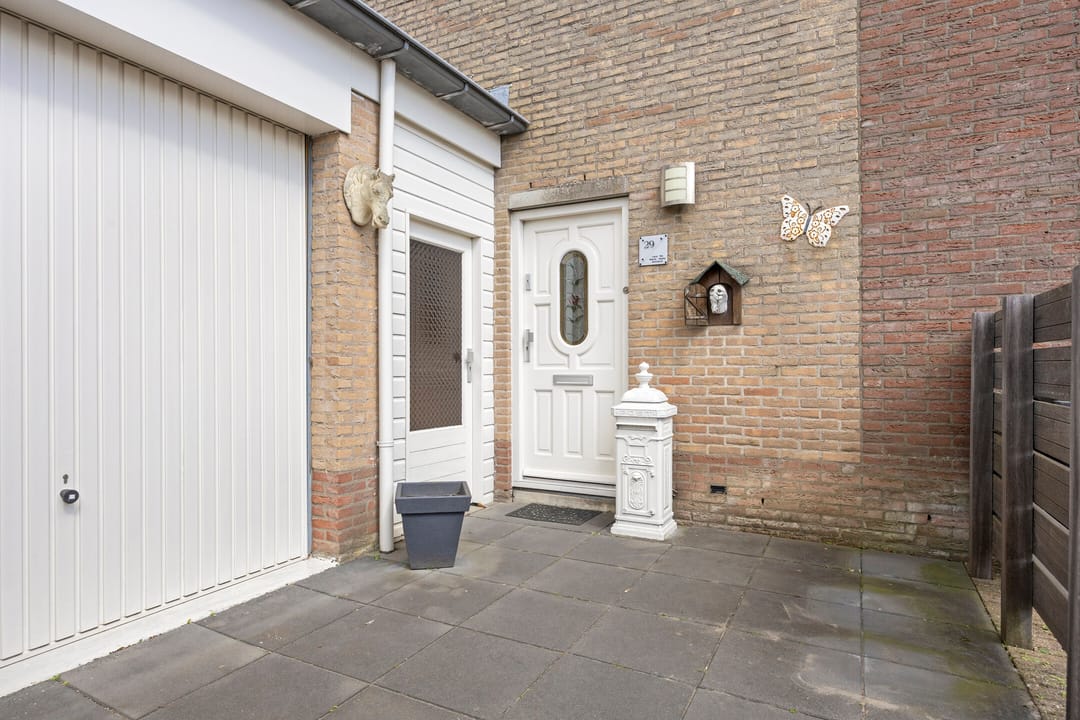 Photo 32 of Rhônestraat 29