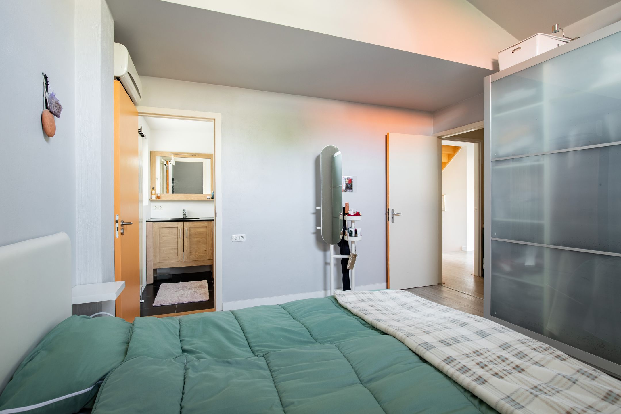 Photo 12 of Ruth Firststraat 7