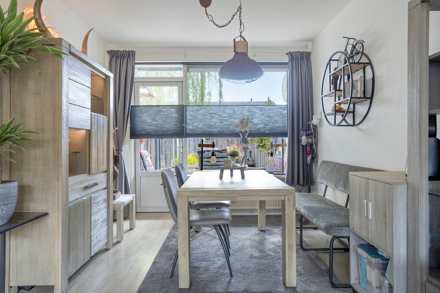 Foto 14 van Aert van der Neerstraat 8