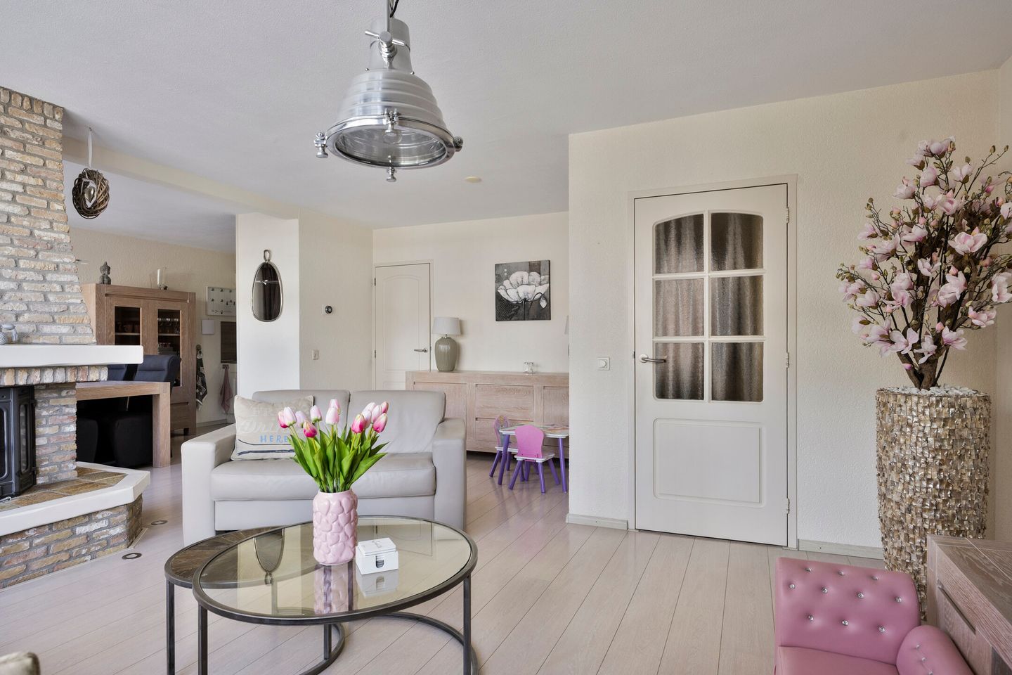 Photo 5 of Rhônestraat 29