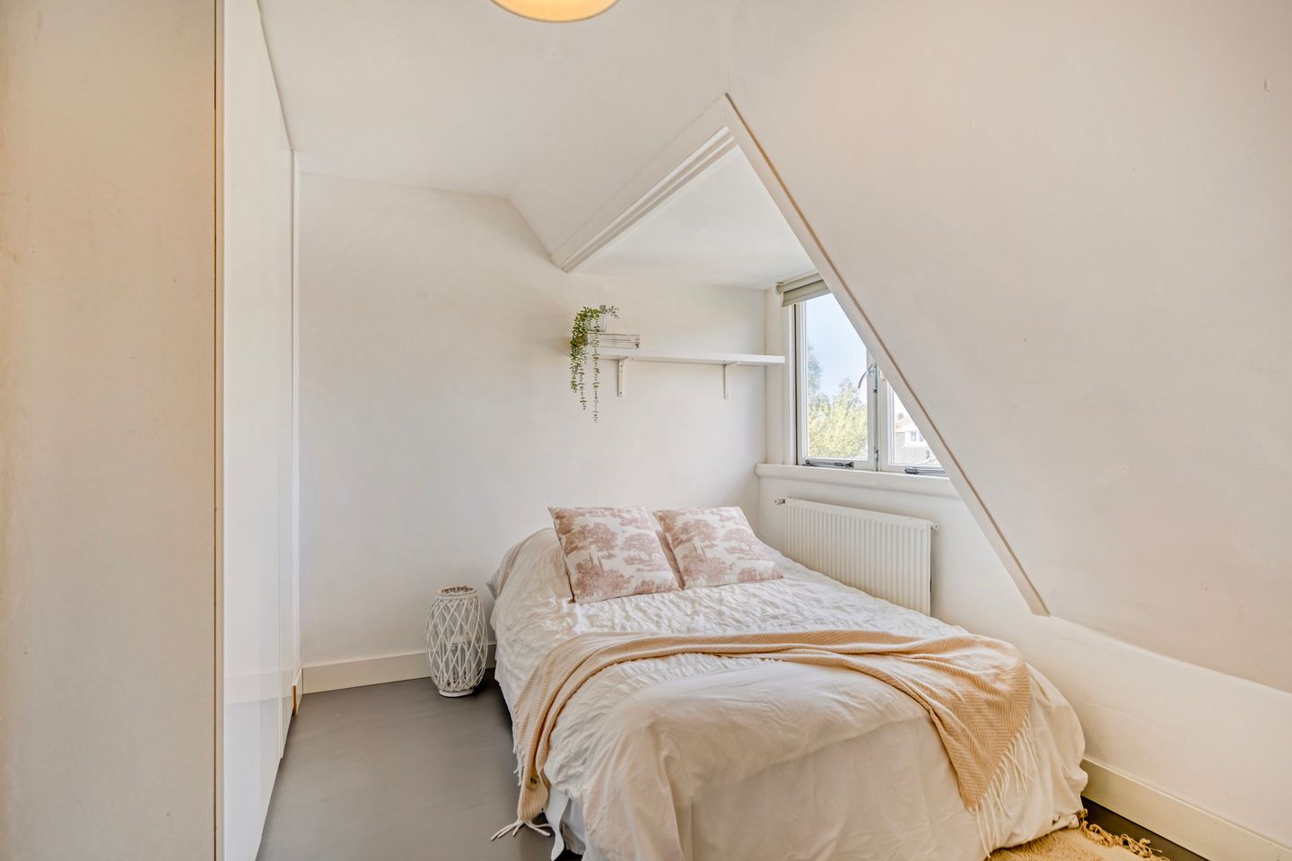 Foto 20 van Veeteeltstraat 12-B