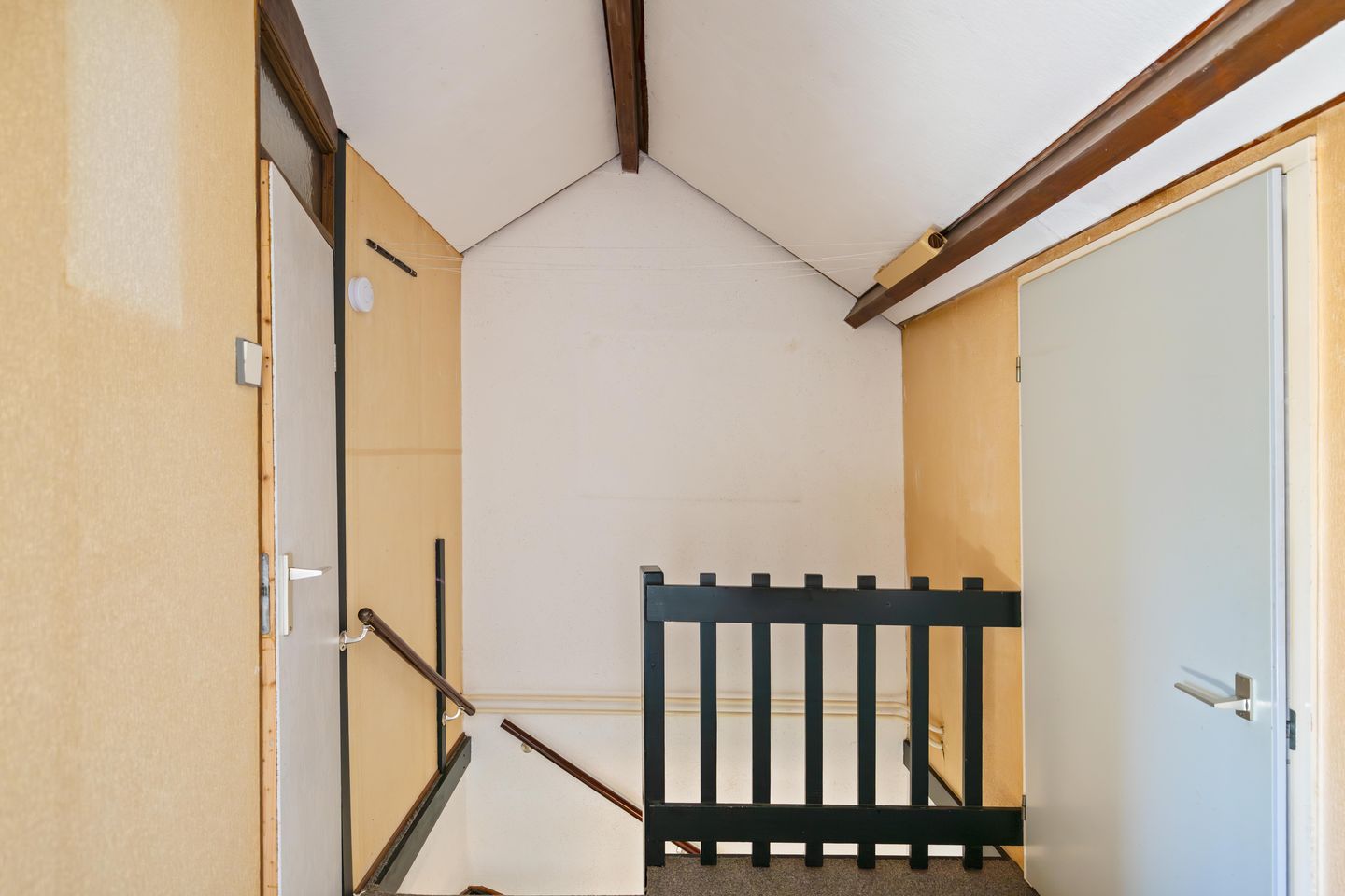 Photo 35 of Job Hansenstraat 17