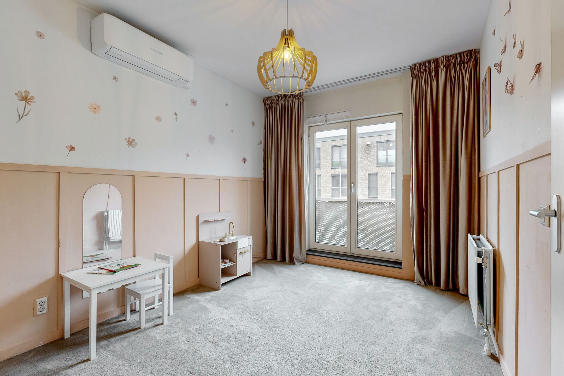Modern terraced house with 4 bedrooms, solar panels and private parking in Terwijde-Oost — 15
