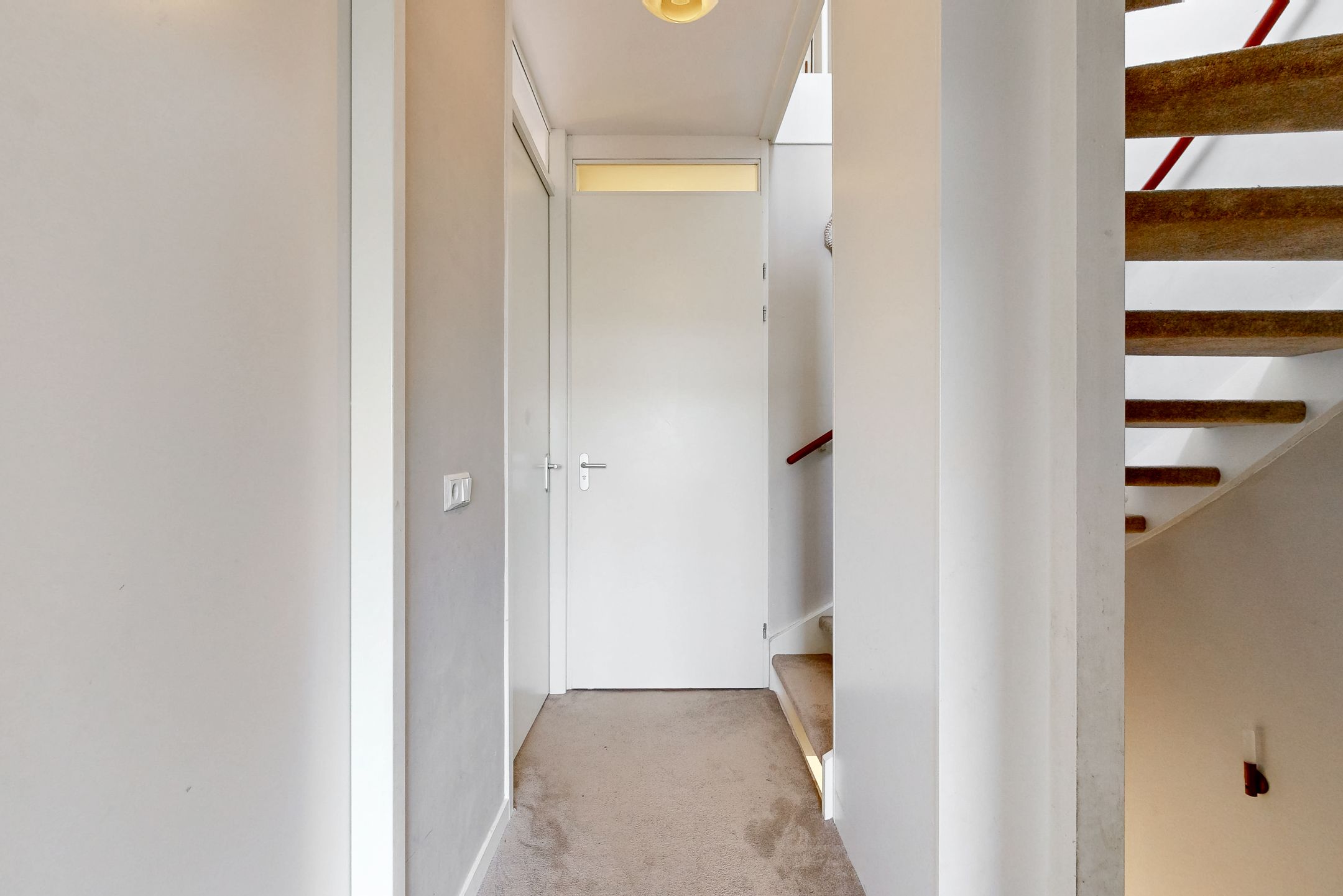 Modern terraced house with 4 bedrooms, solar panels and private parking in Terwijde-Oost — 21