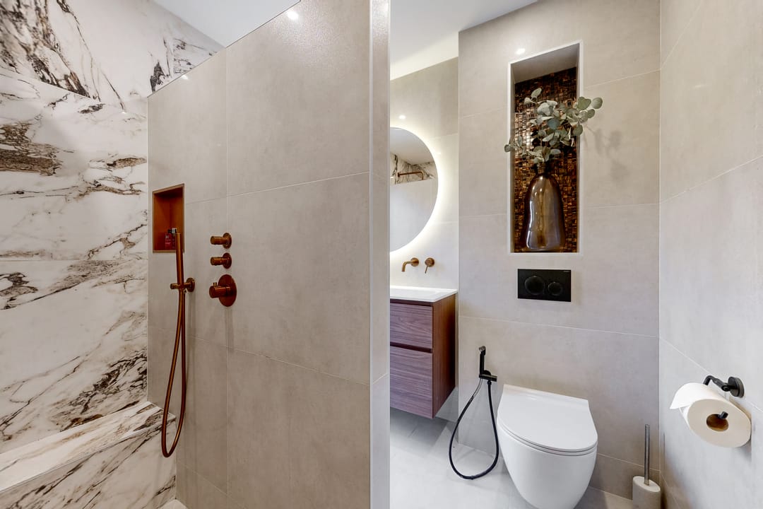 Modern terraced house with 4 bedrooms, solar panels and private parking in Terwijde-Oost — 22