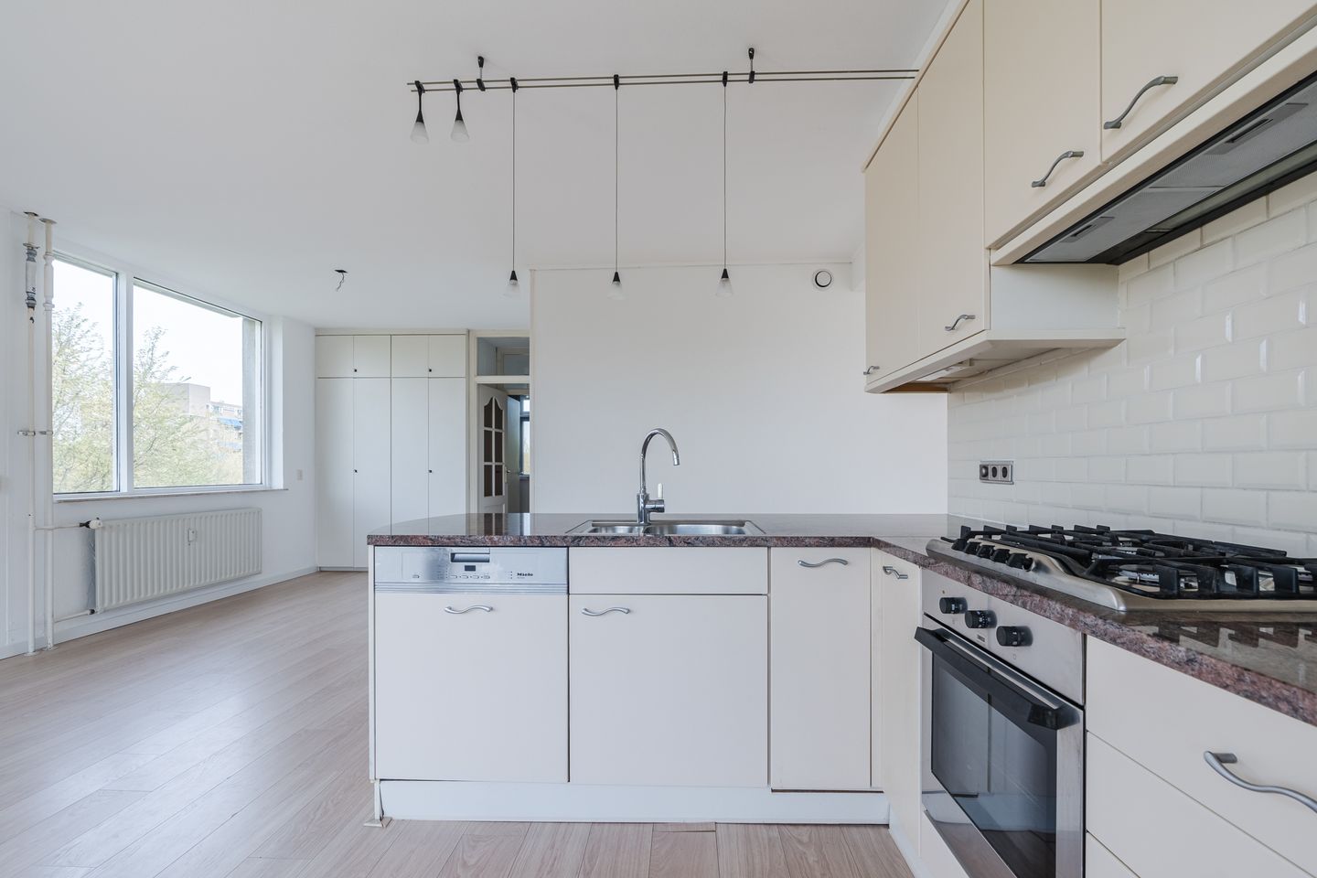 Photo 14 of Venuslaan 383-A