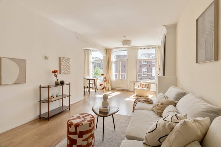 Photo 4 of Albert Cuypstraat 143-2