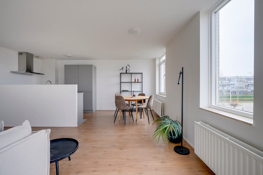 Renovated 3-Room Apartment with Modern Finishing and Central Location in IJsselstein — 16