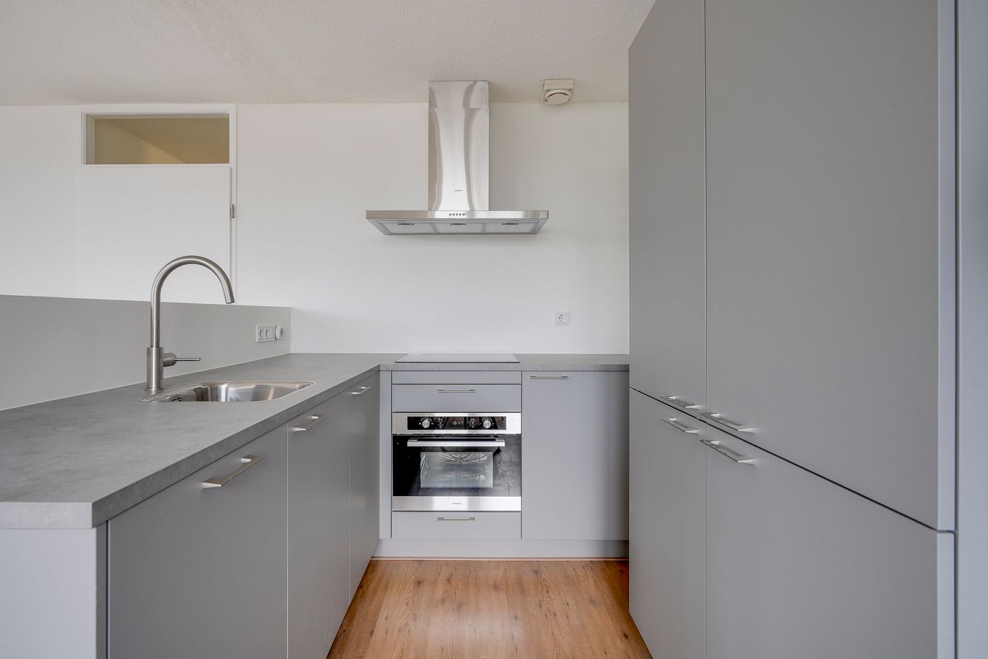 Renovated 3-Room Apartment with Modern Finishing and Central Location in IJsselstein — 20