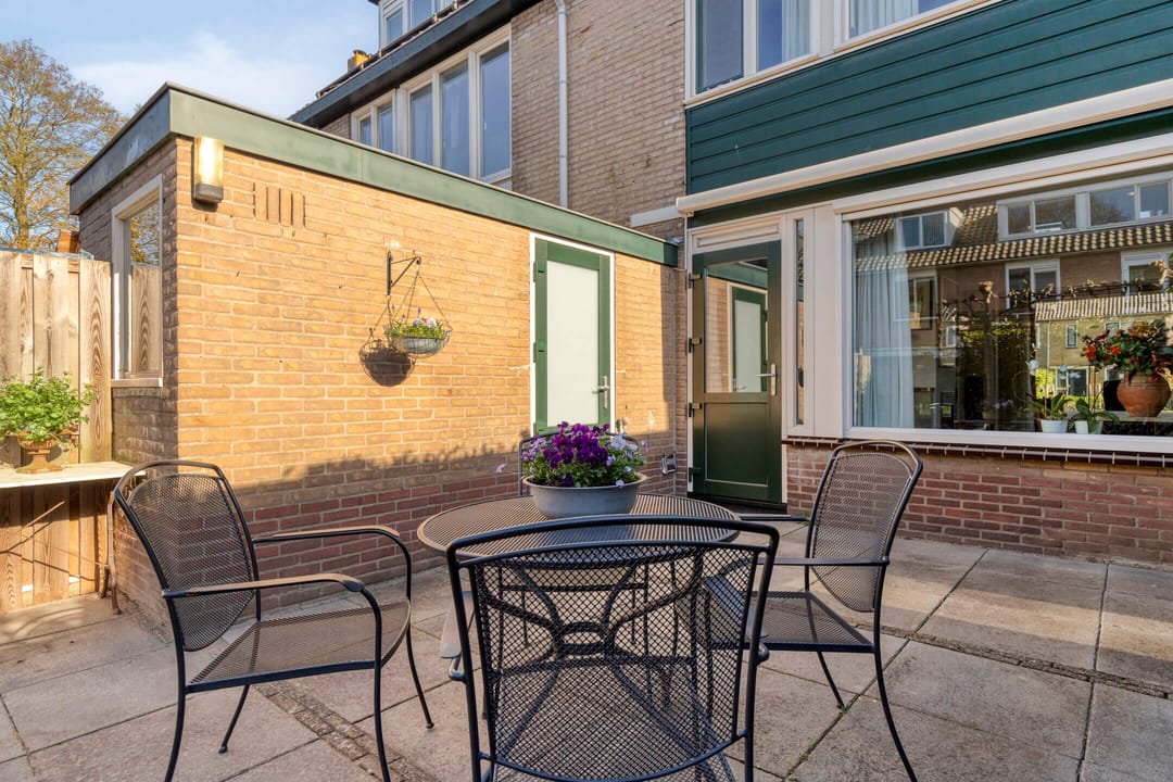 Comfortable terraced home with four bedrooms and south-facing garden in De Meern — 16