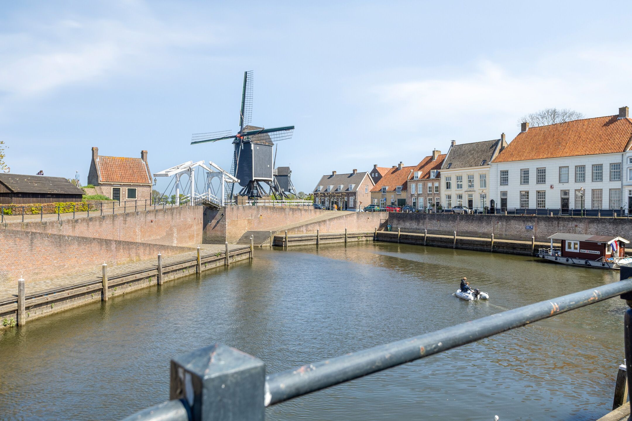 Foto 42 van Wijksestraat 44