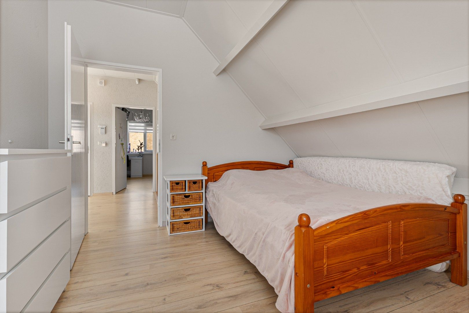 Photo 36 of Gladioolstraat 10