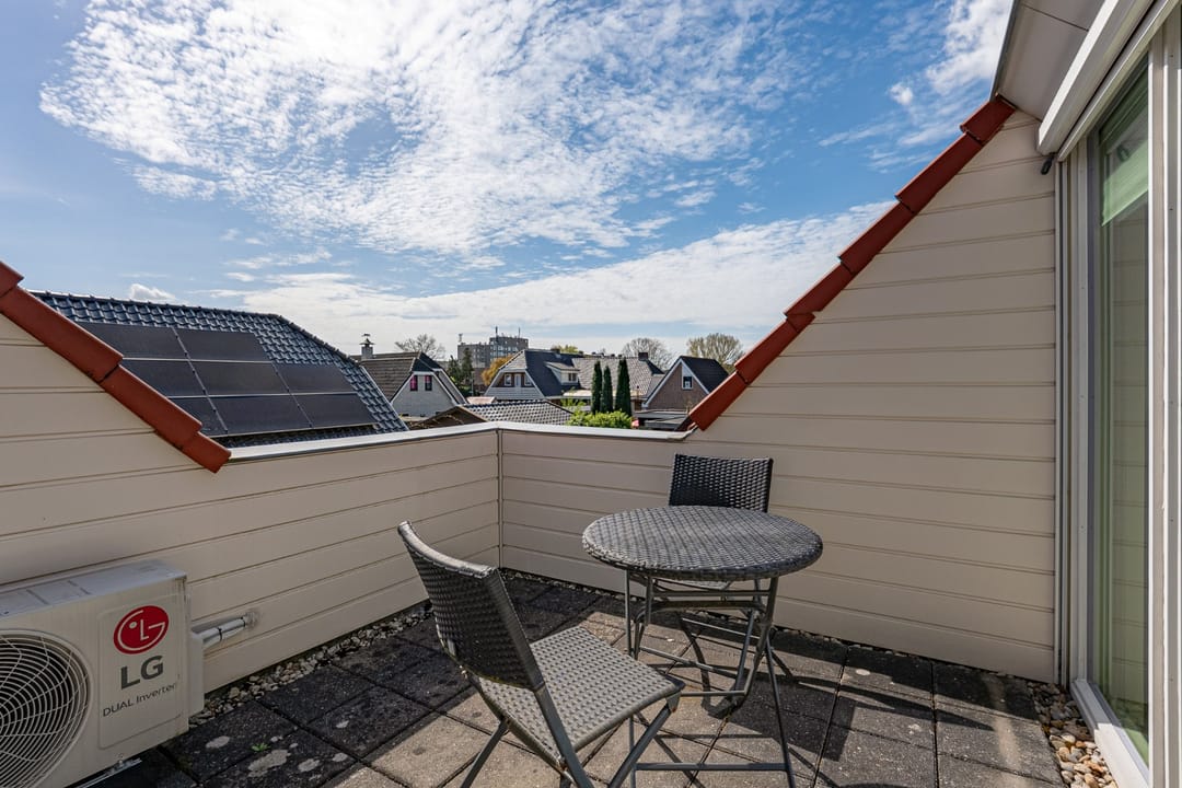 Photo 46 of Gladioolstraat 10