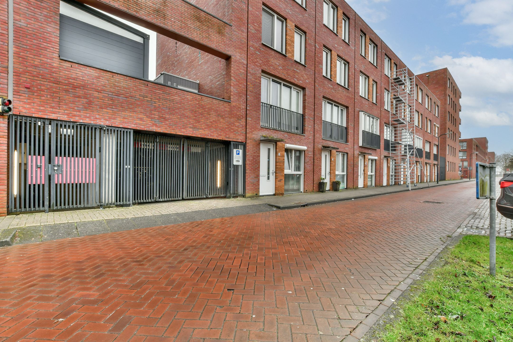 Jan Oudegeeststraat  false