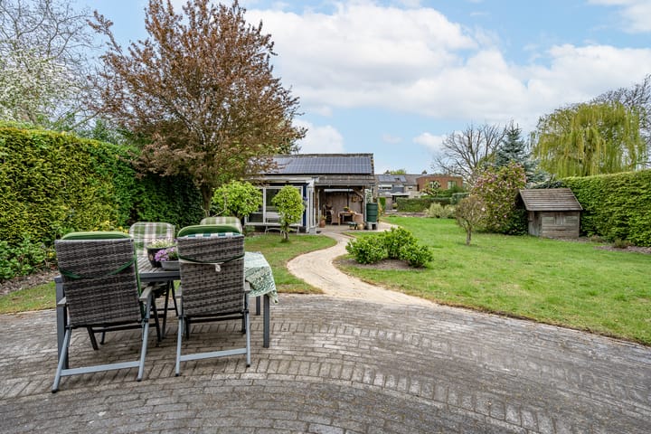 Foto 2 van Hogeweg 12-C