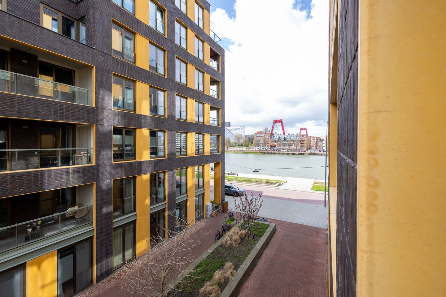 Foto 10 van Nassaukade 21-C