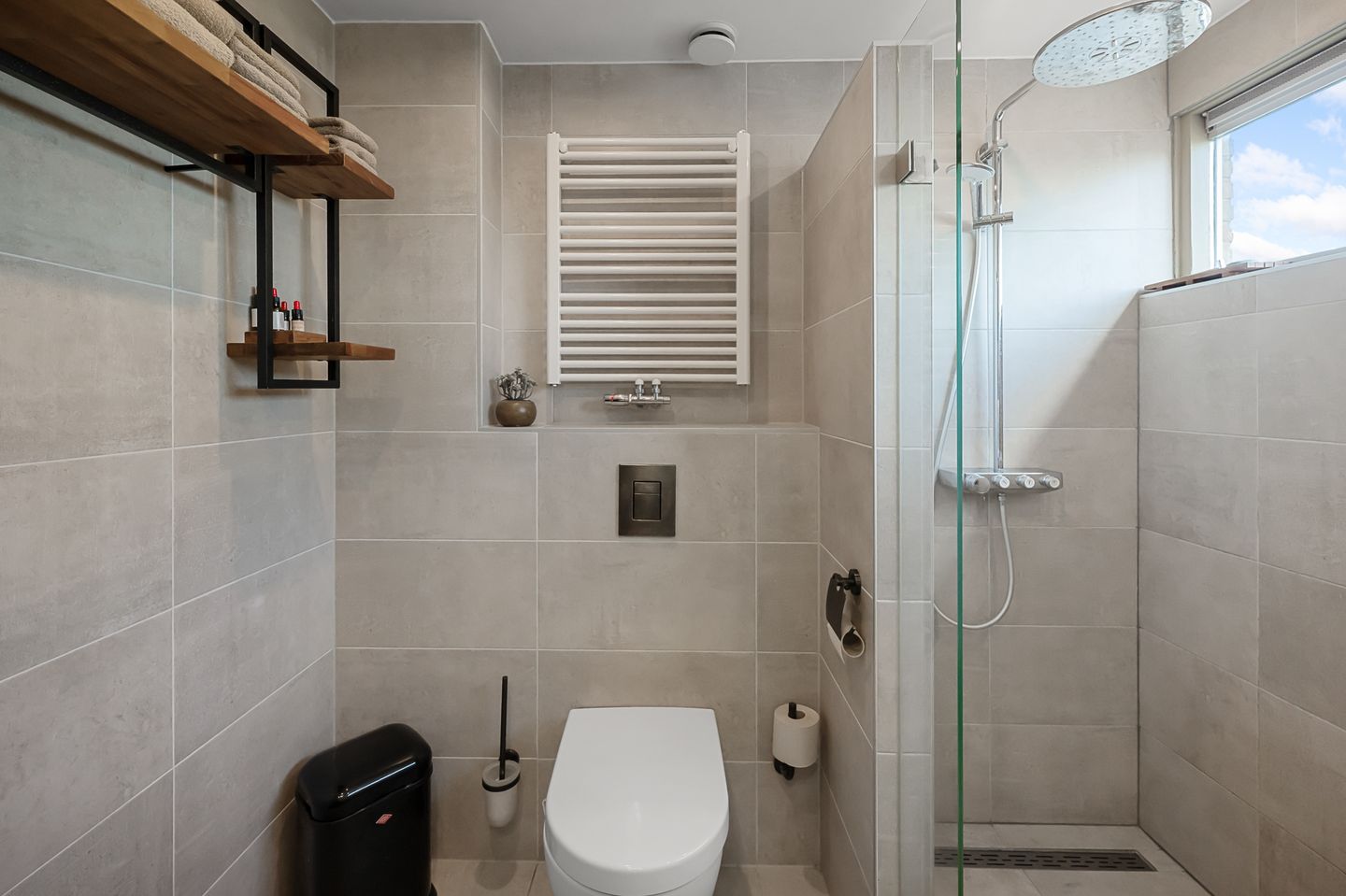 Foto 34 van Kamperfoeliestraat 9