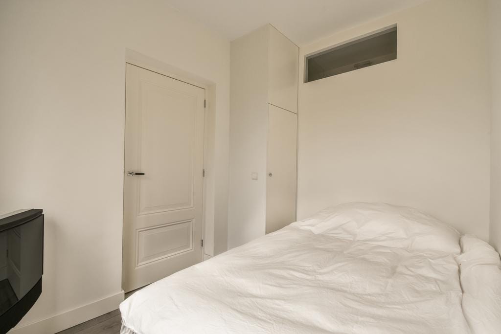 Foto 15 van Van Nijenrodeweg 87