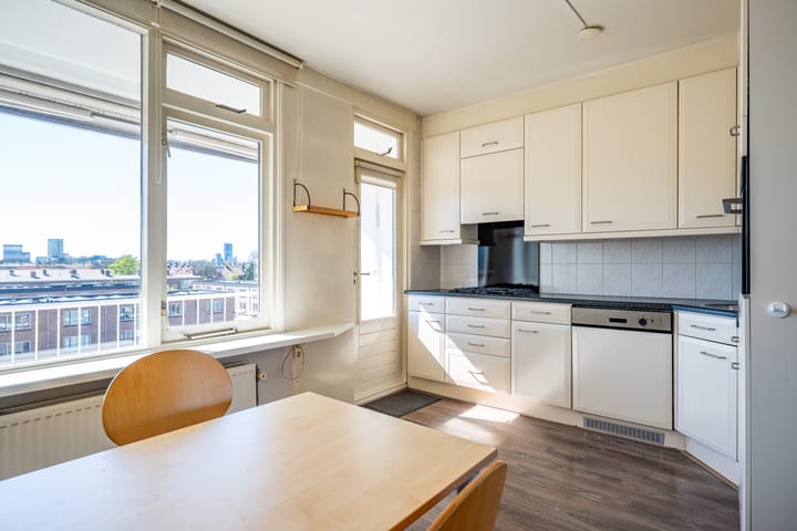 Foto 3 van Marcellus Emantslaan 71