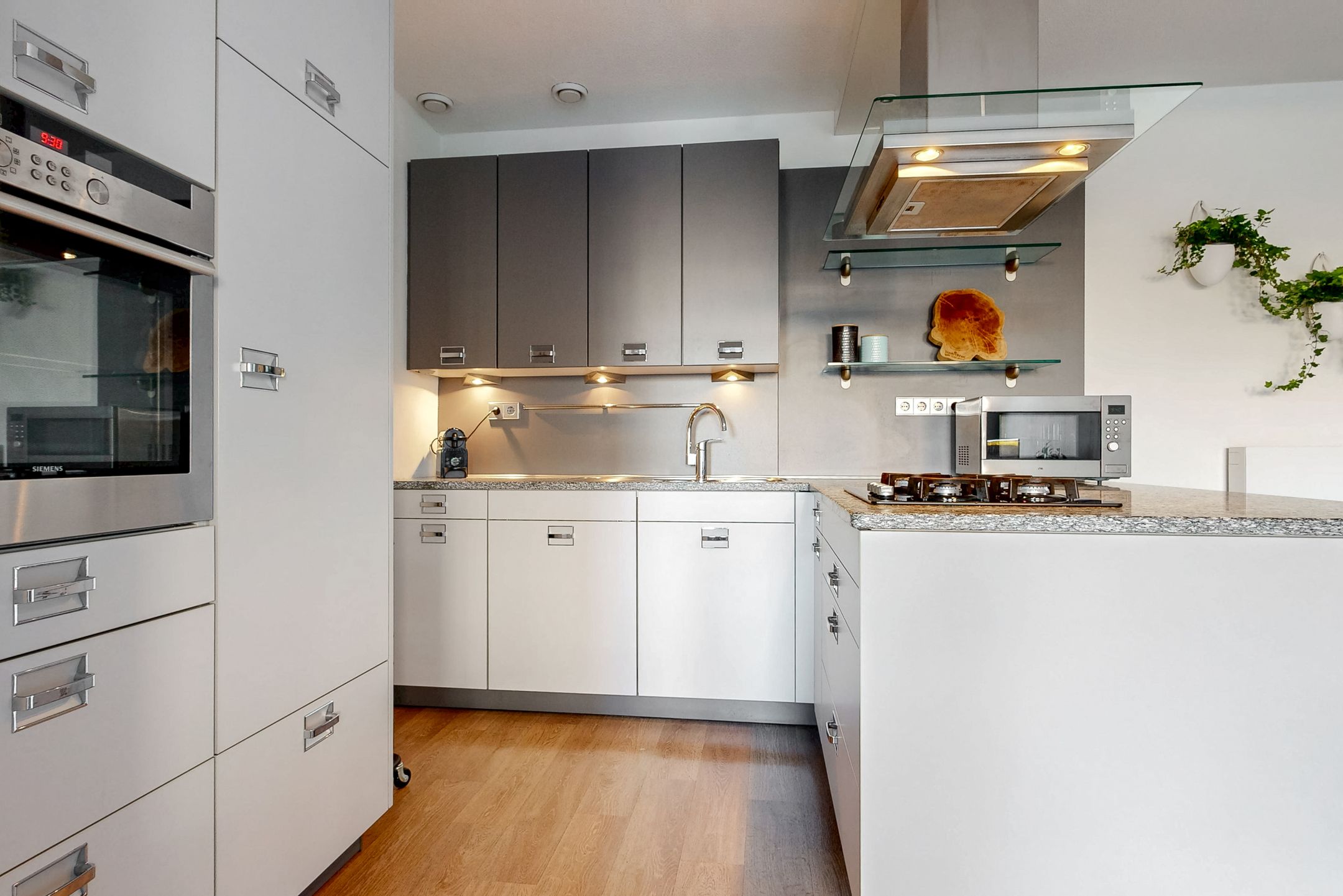 Foto 6 van Weteringstraat 2-C