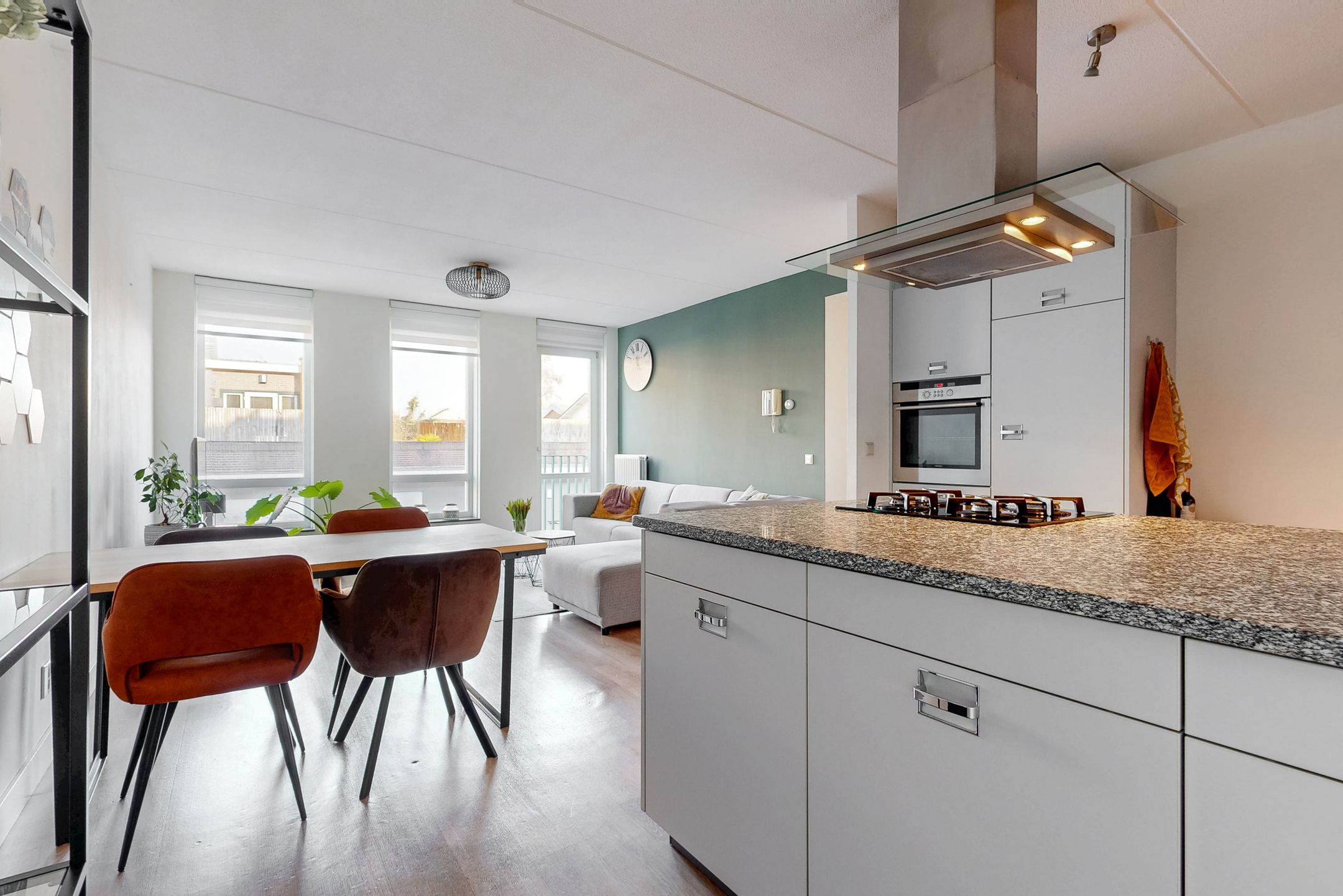 Foto 9 van Weteringstraat 2-C