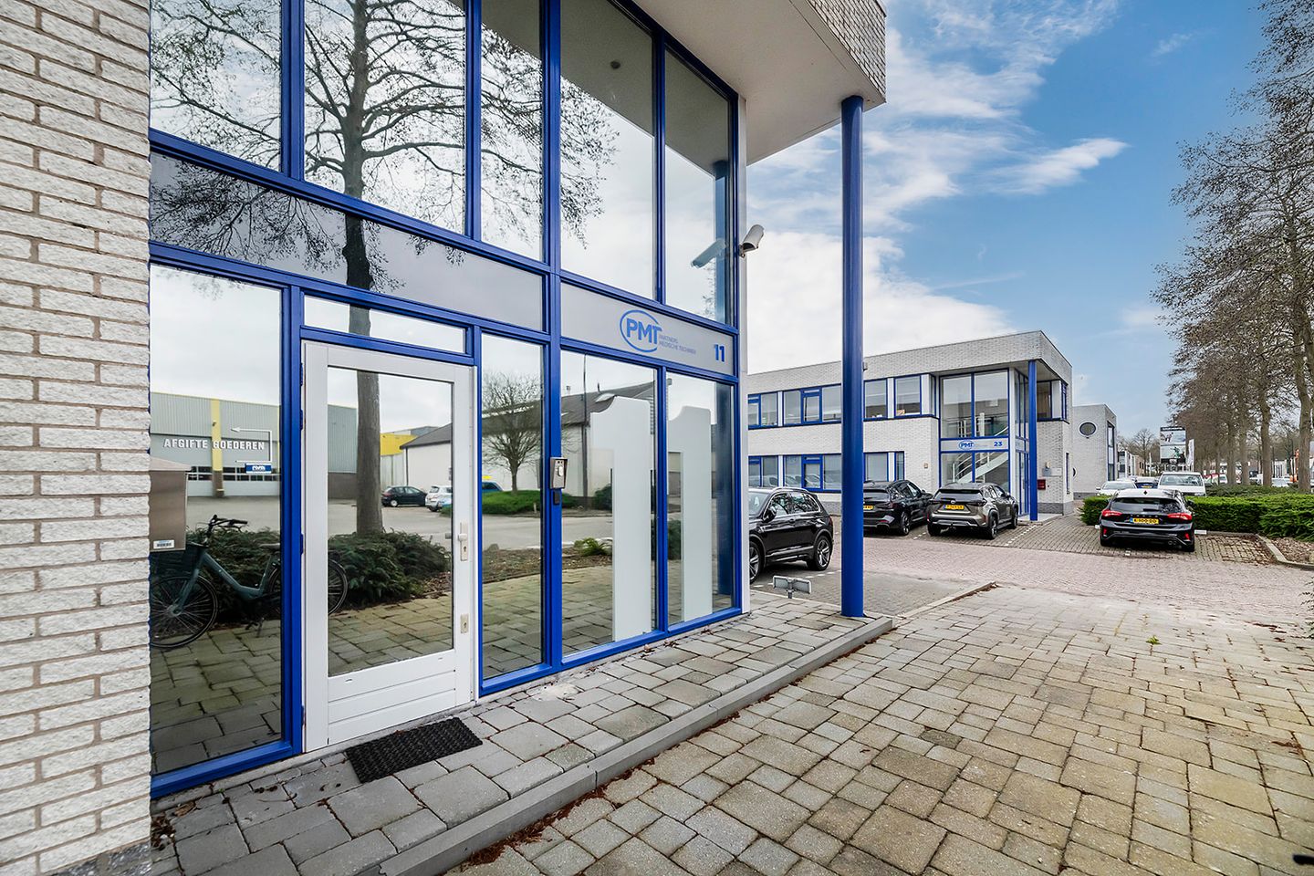 Bekijk foto 2 van Ohmweg 11