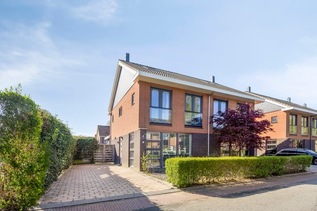 Foto 1 van Parnassia 21