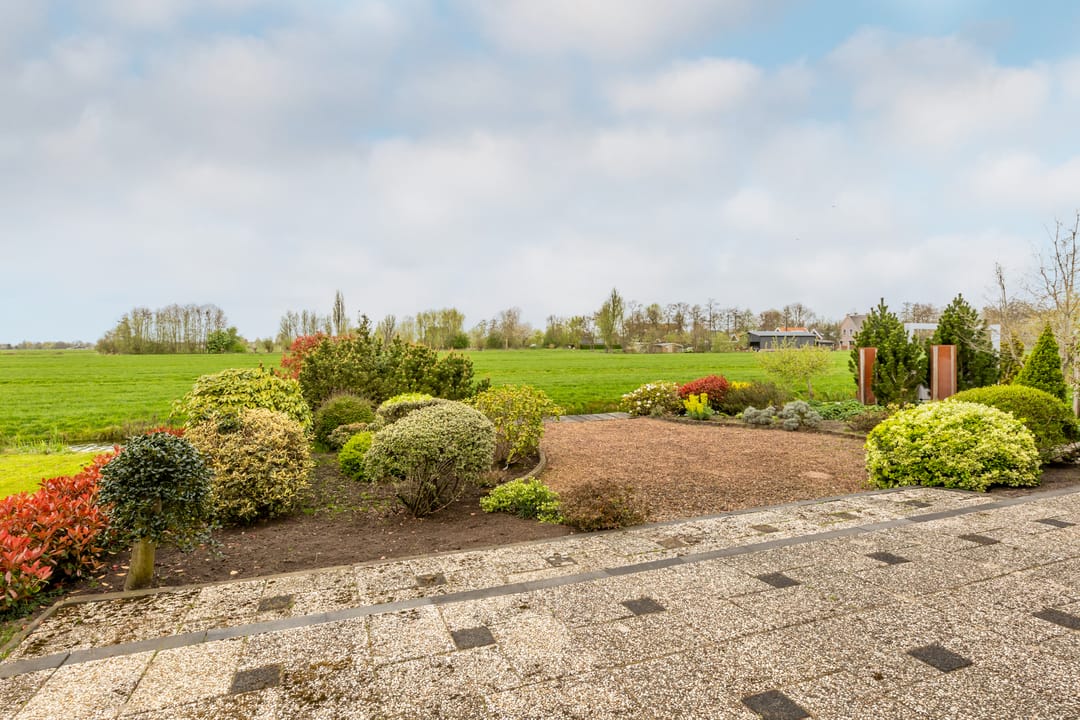 Foto 38 van Newtonstraat 4