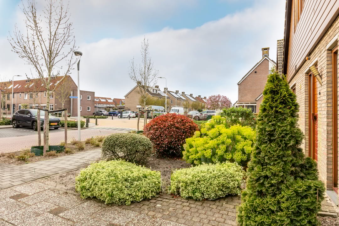 Foto 47 van Newtonstraat 4