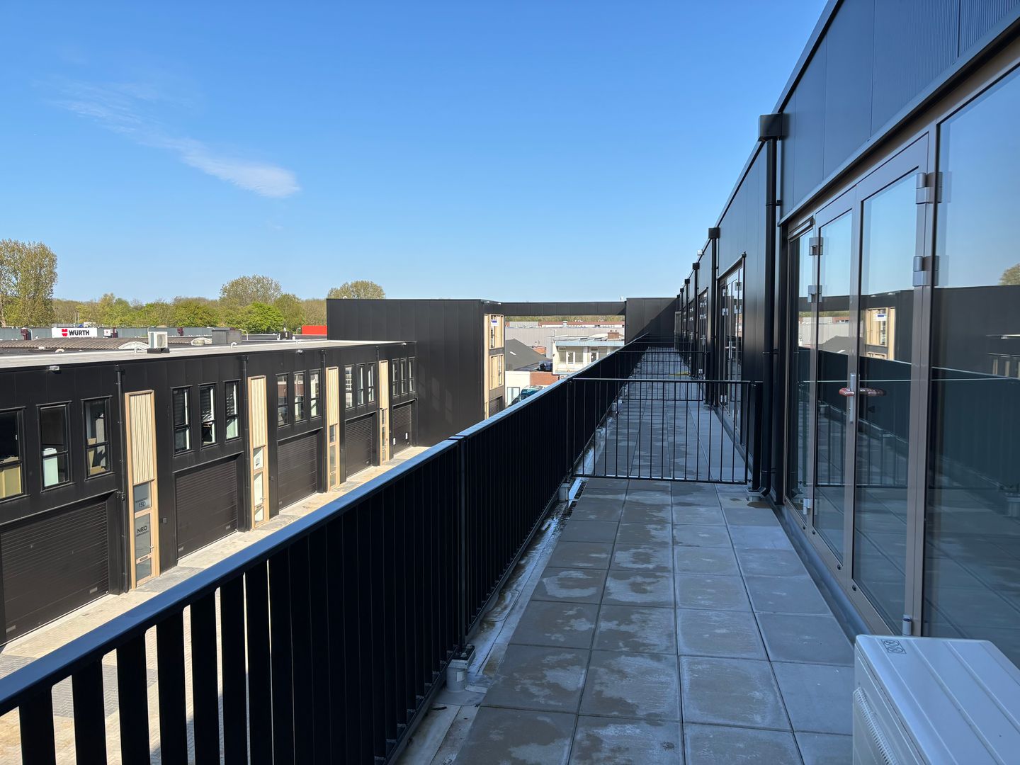 View photo 3 of Nevadadreef 17-G