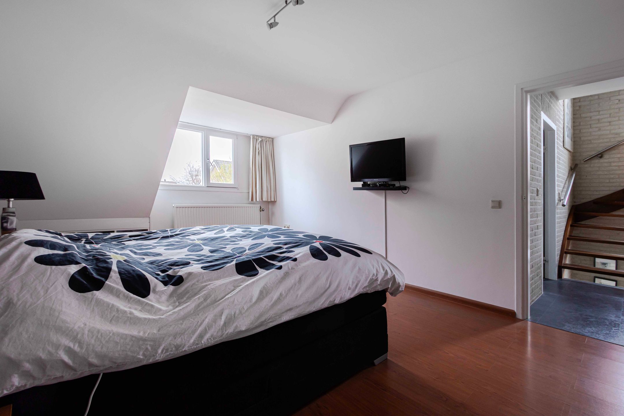 Photo 30 of Baroniestraat 11