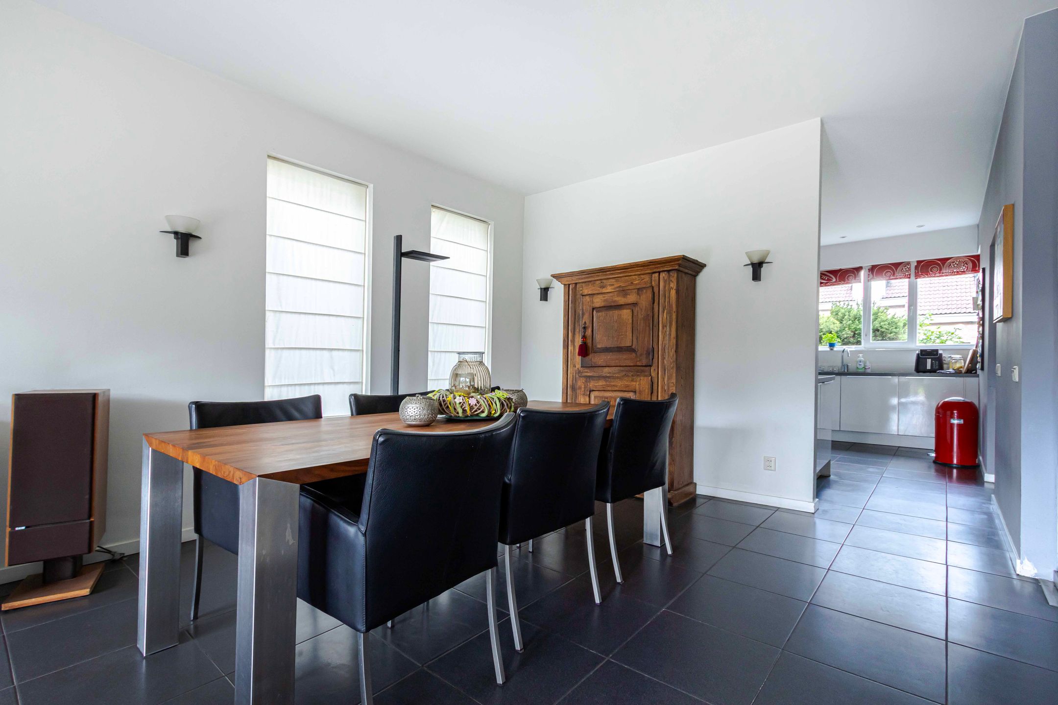 Photo 18 of Baroniestraat 11