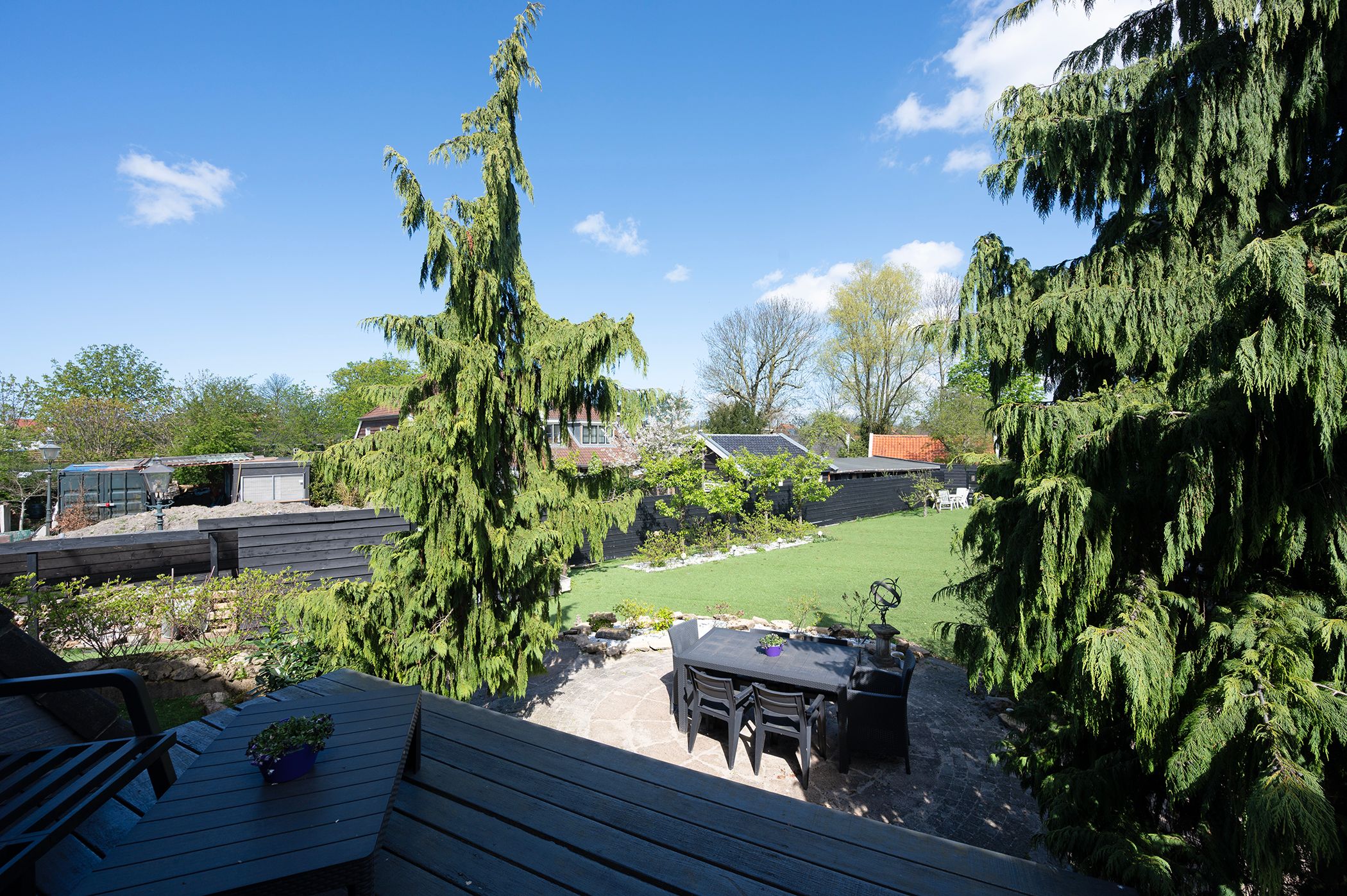 Multifunctional Villa with Living and Working Space in Spaarndam — 54