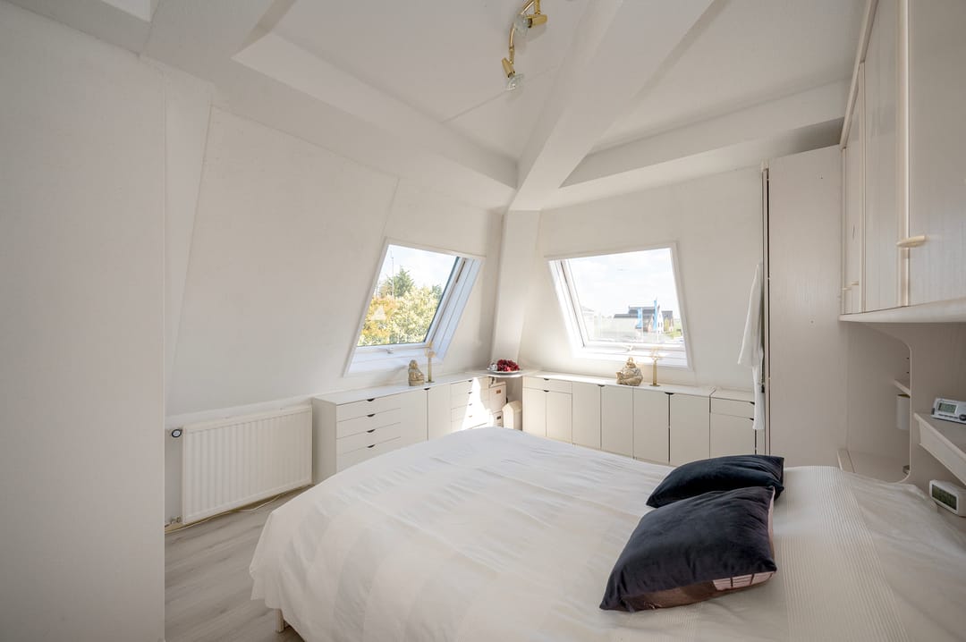 Multifunctional Villa with Living and Working Space in Spaarndam — 23