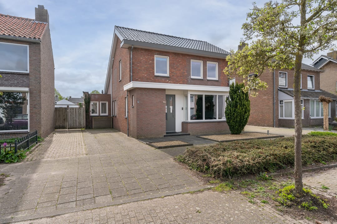 Photo 31 of Hofstraat 16