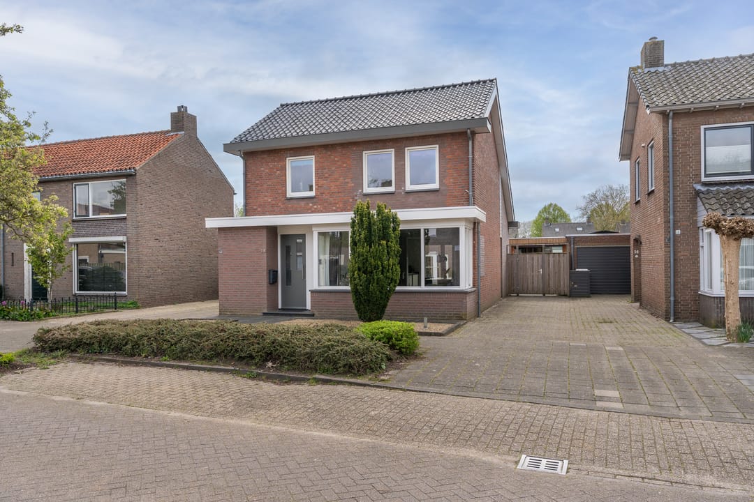 Photo 1 of Hofstraat 16