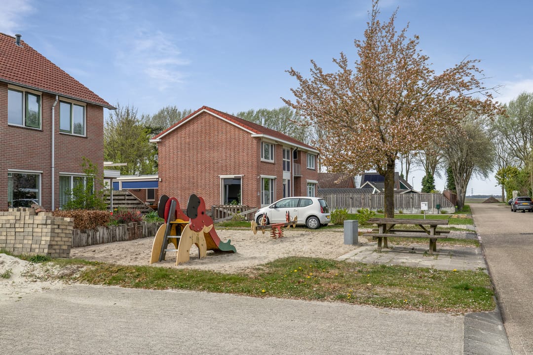 Foto 32 van Eerste Verbindingsweg 1